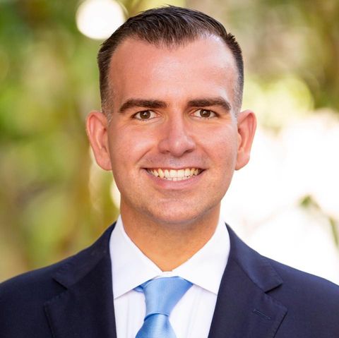 Alex J. Fernandez
